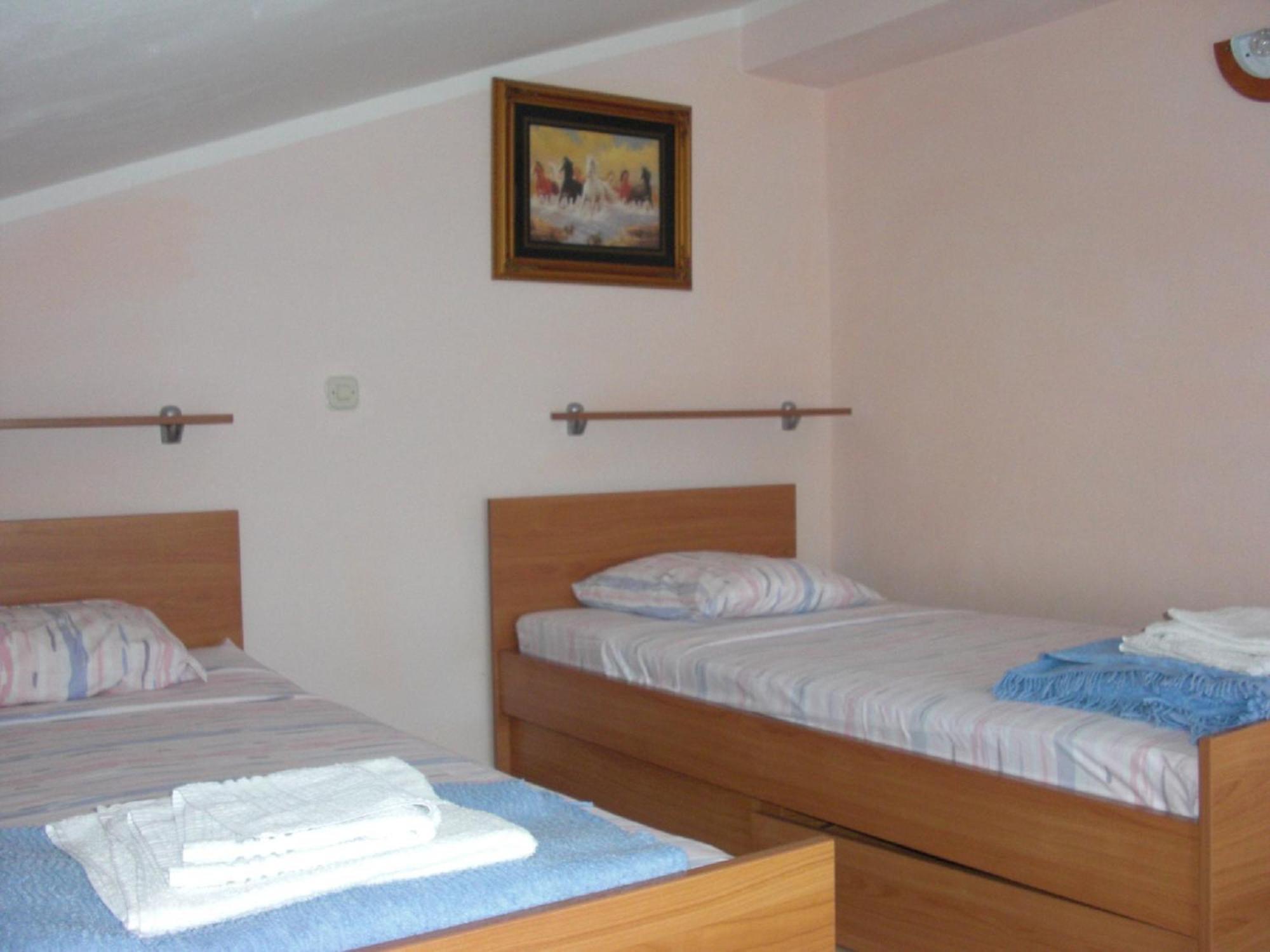 Dinastija Apartment